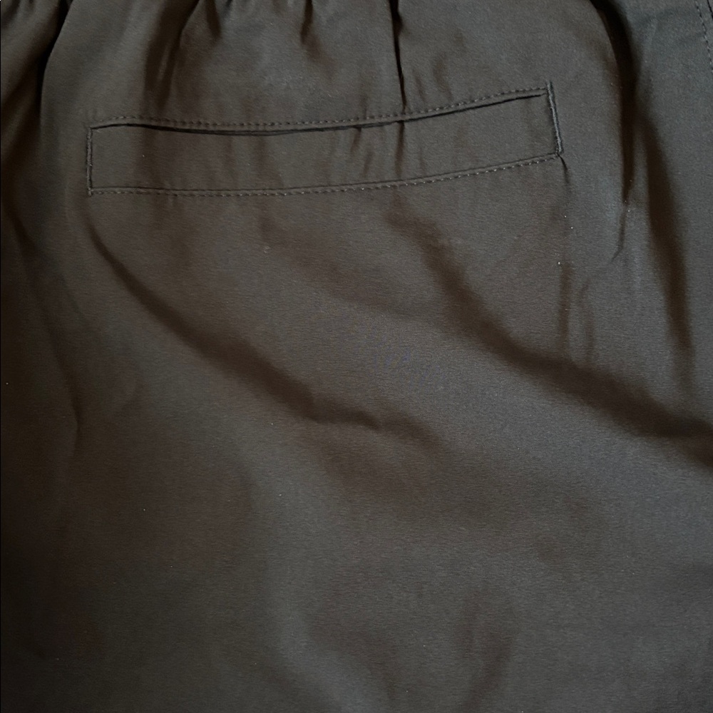 NWOT Old Navy Athletic Shorts - Picture 5 of 7